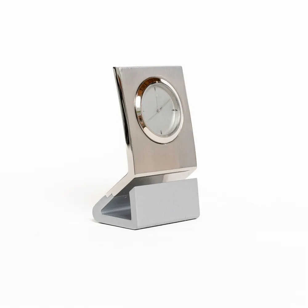 Reloj de Escritorio Metálico con Portatarjetas
