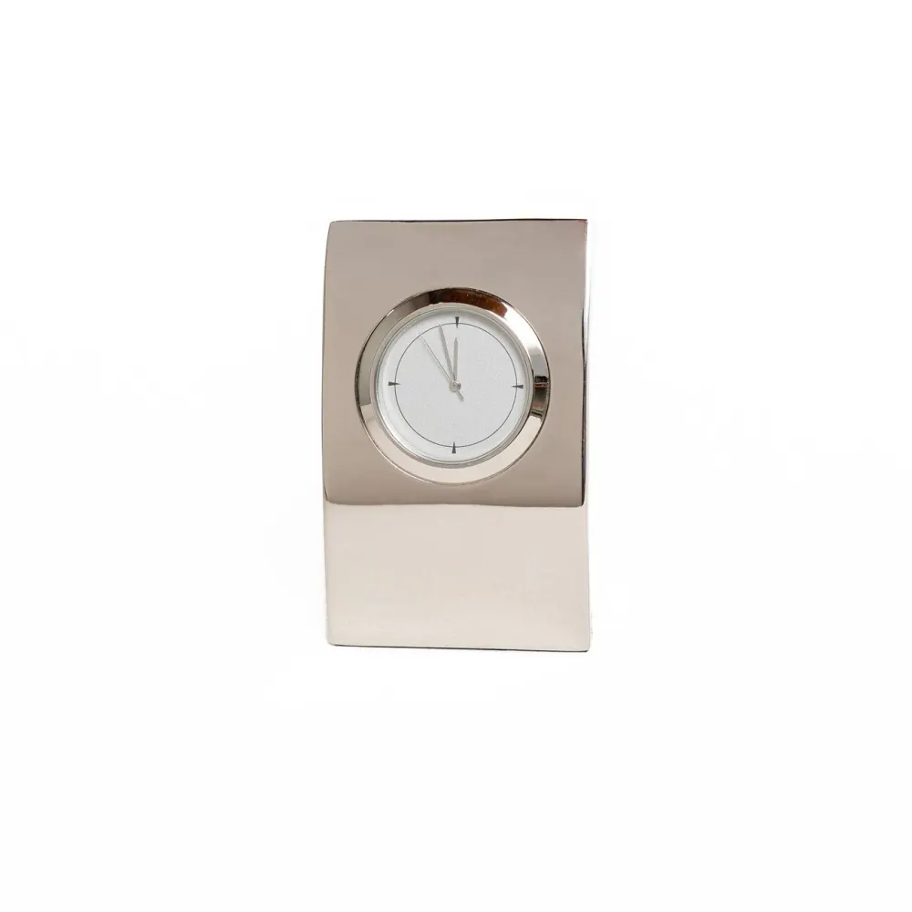 Reloj de Escritorio Curvo Metálico